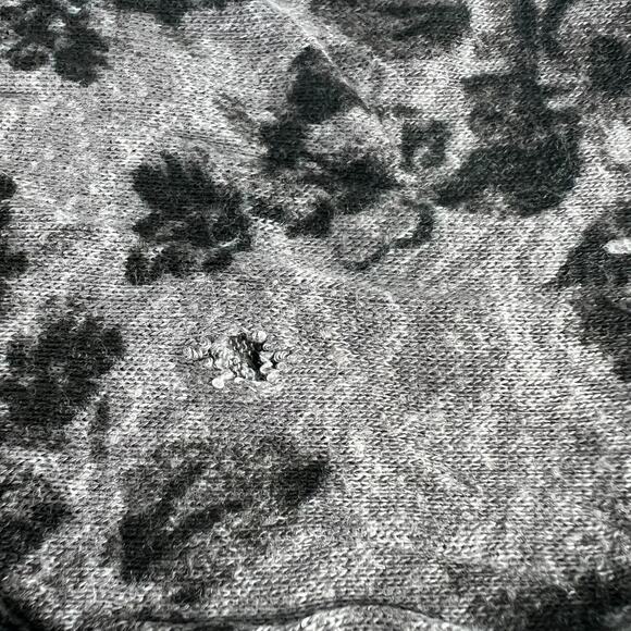 French Laundry Long Sleeve Floral Sweater Plus Size 22/24 Black Gray - Picture 6 of 11